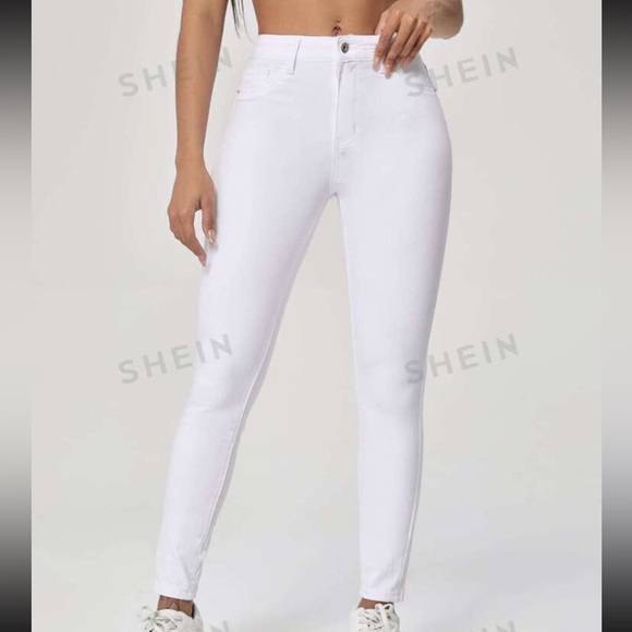 SHEIN Essnce High Waist Slant Pocket Skinny Jeans // Size M (6) // Color: White - Picture 2 of 4